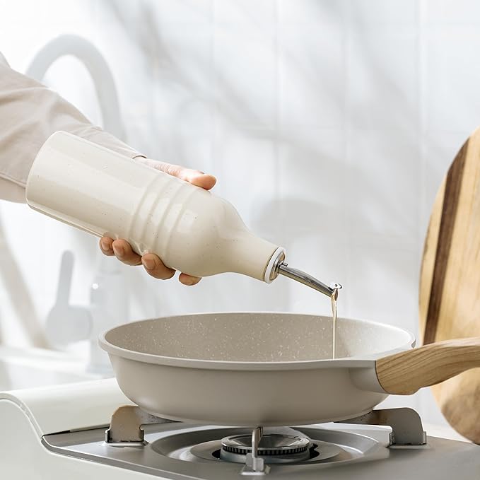 famiware Jupiter 16oz Ceramic Olive Oil Dispenser Bottle, Olive Oil and Vinegar Dispenser Bottle Set of 2 with Stainless Steel Pourers, Suitable for Storage Vinegar, Vanilla White & Light Pink