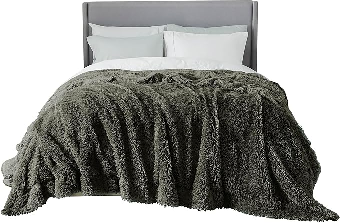 Bedsure GentleSoft Fluffy Olive Green Blankets Queen Size for Bed, Thick Sherpa Faux Fur Fleece Fuzzy Plush Winter Warm Soft Queen Blankets, Bedroom Olive Green Decor Cozy Gifts for Women Men, 90x90