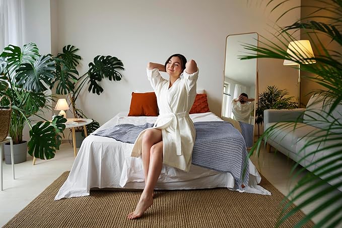 Gold Case Throw Blanket for Couch – 100% Recycled Turkish Cotton Blankets & Throws – Elegant Decorative Throw Blankets for Living Room Sofa – Woven Throws for Couch – Elegant Navy Blue – 50x60