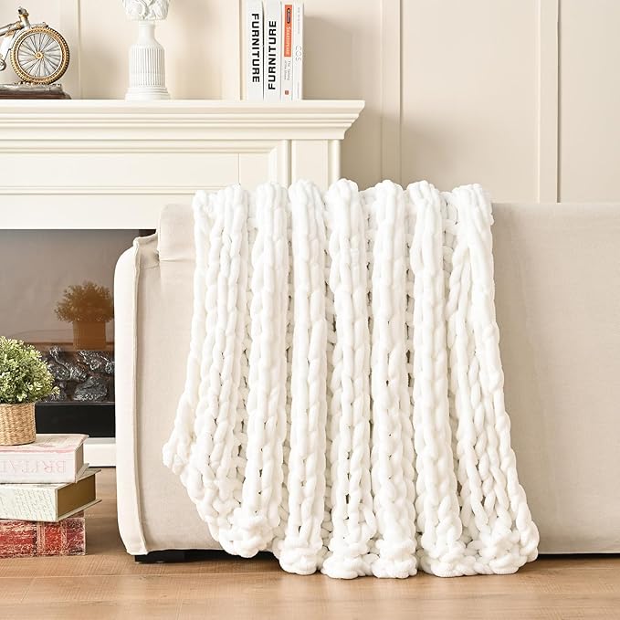 Esterra Chunky Knit Blanket Throw, 100% Handmade Chenille Throw Blanket 40"x50", Soft Thick Yarn Cable Knit Crochet Throw Blanket Rope Knot Throw for Couch Bed Sofa, Bright White