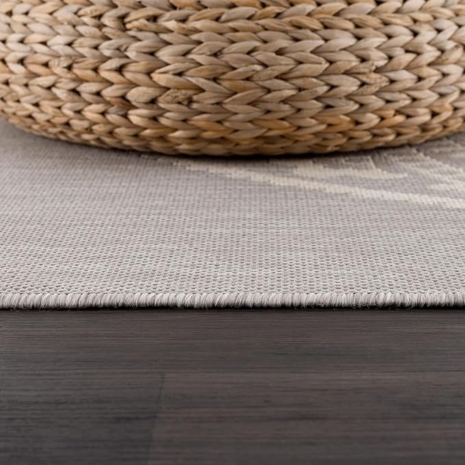 CAMILSON Outdoor Rug 10x14 Modern Area Rugs for Large Indoor and Outdoor Patios and Porches - Waterproof Washable Non-Shedding Easy-to-Clean Outside Carpet (10 x 14, Medallion - Grey/White)