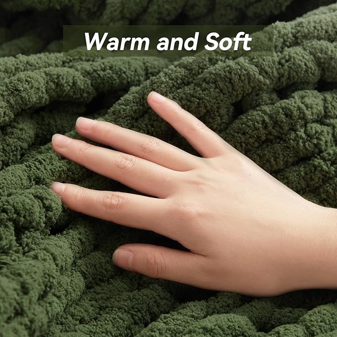 Chunky Knit Throw Blanket, 60''*80'' Knitted Throw Chenille Yarn for Bed Couch, Handmade Green Crochet Big Thick Blanket, Machine Washable Cute Comfy Blanket for Home Decor