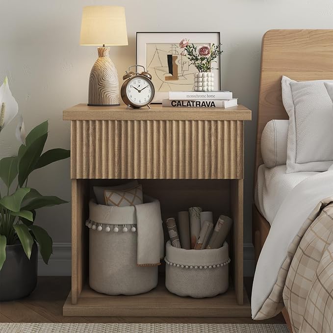 Fluted Nightstand, 22.8" Wide Nightstands with Drawer Storage Large Wood BedsideTable Night Stand for Bedroom Living Room Office, Natural Oak