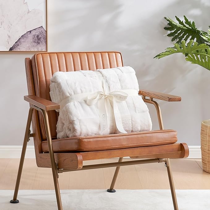 Cozy Bliss Checkered White Faux Rabbit Fur Throw Blanket, Soft Fuzzy Fluffy Minky Cream Furry Blankets for Couch, Bed (50 * 60 Inches Ivory)