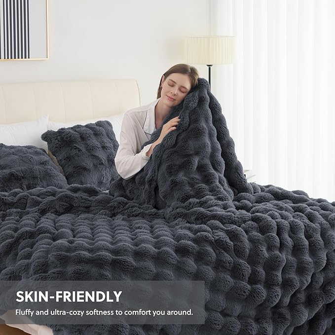 Cozy Faux Fur Throw Blanket for Bed-Warm Fuzzy Throw Blanket, Soft Plush Thick Bubble Blankets for Bedroom and Living Room, Furry Luxury Blanket, 60 x 80, Grey