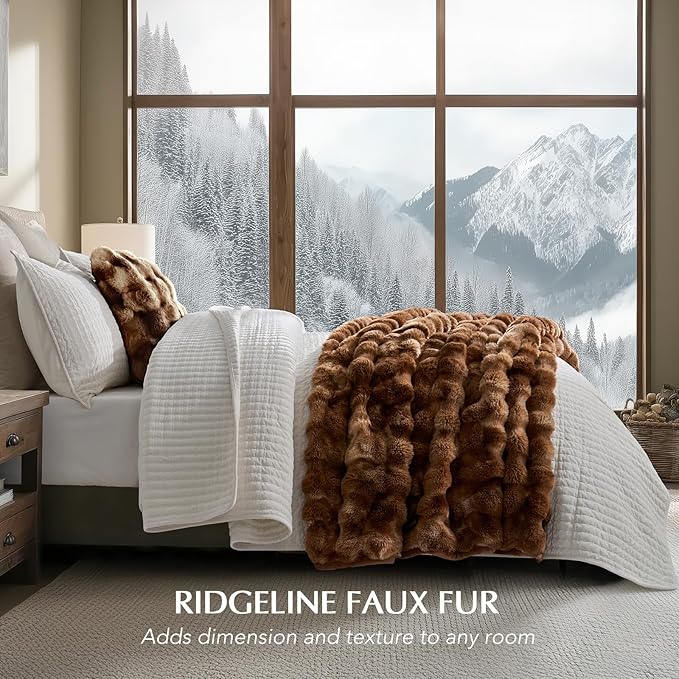 EVERGRACE Ultra Soft Luxury Fluffy Ridgeline Faux Rabbit Fur Throw Blanket, Thick Warm Bubble Throw for Bed, Cozy Plush Reversible Blankets for Couch, Chair, Sofa, Lion Caramel, 60x80 Inches, 870 GSM