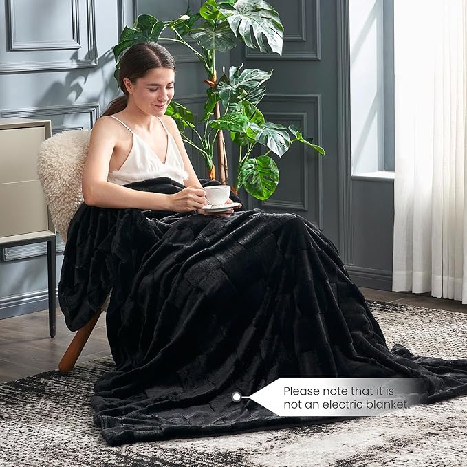 Cozy Bliss Checkered Faux Rabbit Fur Black Throw Blanket, Soft Fuzzy Fluffy Minky Furry Plush Blankets for Couch, Bed (50 * 60 Inches Black)