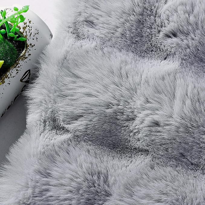 UKELER Plush Furry Throw Blanket Large Super Soft Fluffy Blankets Throws for Bed, Couch, Sofa, Office, Camping Plush Shaggy Faux Fur Blanket 60''x80'' Grey