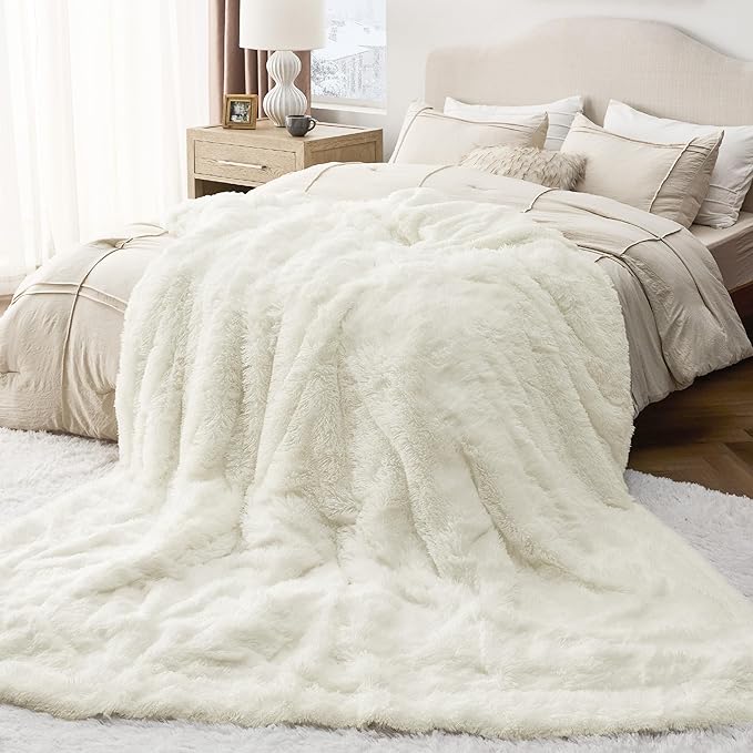 Bedsure GentleSoft Fluffy Cream King Size Blanket for Bed, Thick Soft Sherpa Faux Fur Fleece Bedding Fuzzy Plush Winter Warm Heavy Big Large King Blanket, Cozy Cream Gifts for Men Women, 108x90