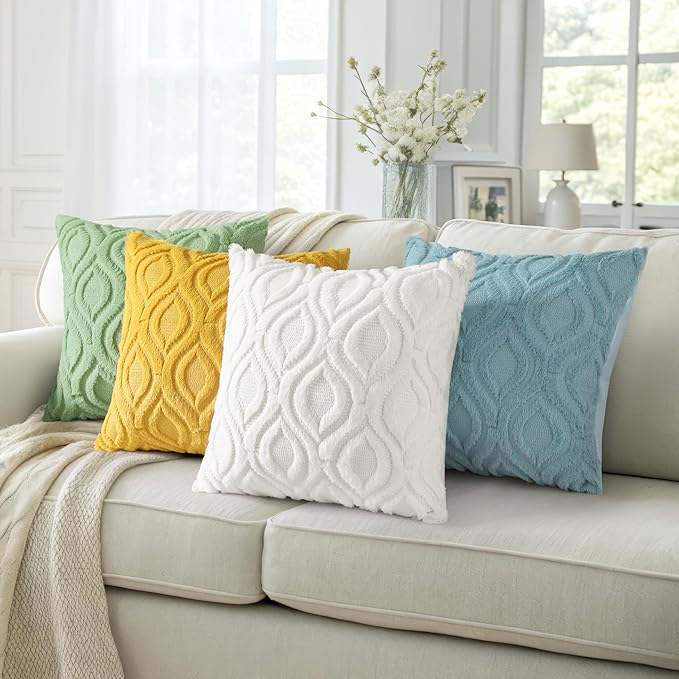 decorUhome Throw Pillow Covers 20x20 Inch Set of 2, Soft Plush Decorative Faux Fur Cream Beige Solid Couch Pillow Covers, Accent Farmhouse Neutral Square Euro Pillow Cases for Sofa Bed Living Room