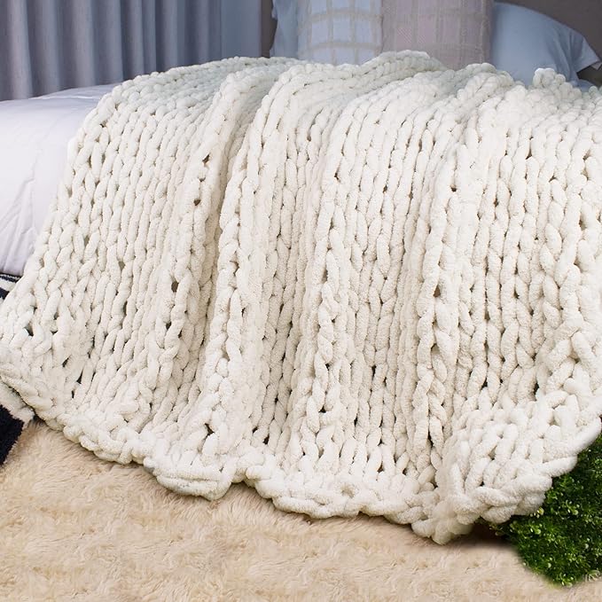 Carriediosa Chunky Knit Throw Blanket 50" X 60", 100% Hand Made Large Chenille Loop Yarn Soft Fluffy Throws for Couch Sofa Bed, Big Crochet Cozy Heavy Thick Cable Woven Blankets, Cream White