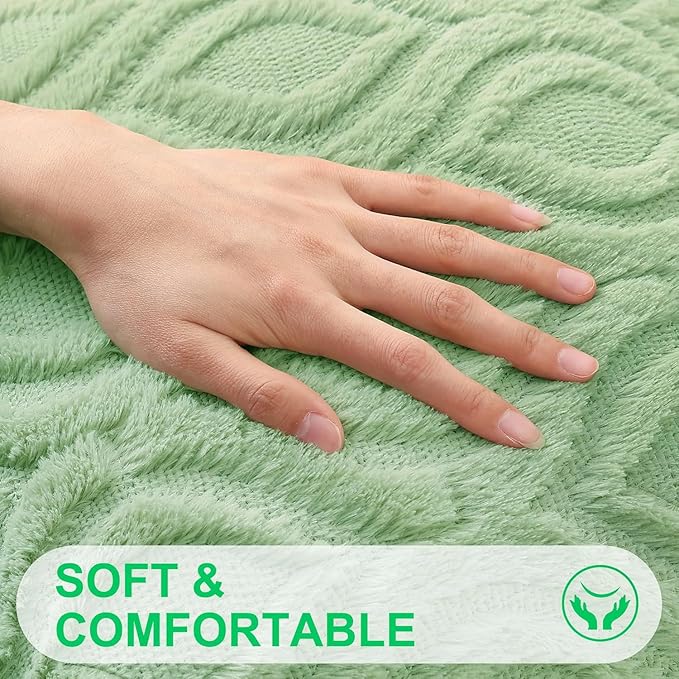 decorUhome Throw Pillow Covers 18x18 Inch Set of 2, Soft Plush Decorative Faux Fur Sage Green Solid Couch Pillow Covers, Accent Farmhouse Neutral Square Euro Pillow Cases for Sofa Bed Living Room