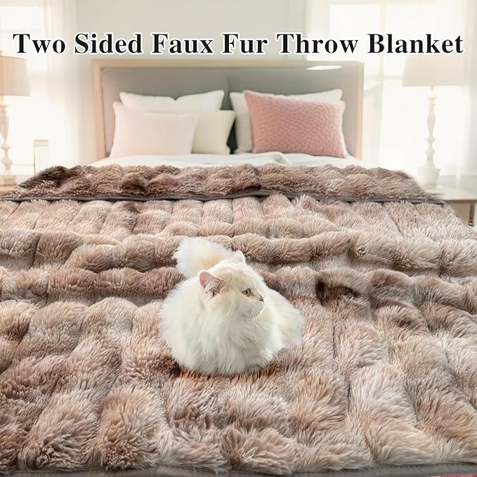 Bcareself Faux Fur Blanket Two Sided Ultra Soft Fluffy Reversible Fuzzy Throw Blanket for Women Men Double Sided Ombre Faux Luxe Faux Fur Thick Minky Blanket for Couch Bed