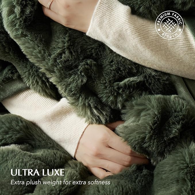 EVERGRACE Ultra Soft Luxury Fluffy Ridgeline Faux Rabbit Fur Throw Blanket, Thick Warm Bubble Throw for Bed, Cozy Plush Reversible Blankets for Couch, Chair, Sofa, Green, 60x80 Inches, 870 GSM