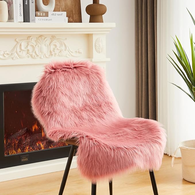 AMTOVO Faux Fur Rug, Blush Pink Small Area Rug, Fluffy Sheepskin Rug, Fuzzy Ultra Soft 2 x 3 ft Shag Rugs for Bedroom Sofa Throw Cushion Room Decor, Sheepskin