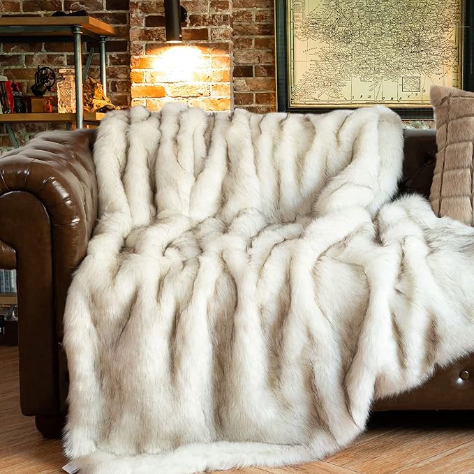 BATTILO HOME Luxury Ivory White Faux Fur Throw Blanket for Bed, Extra Large Super Soft Fluffy Cozy Fall Thick Warm Fox Fur Throw Blankets for Couch, Bed Reversible to Plush Velvet (60"x80")
