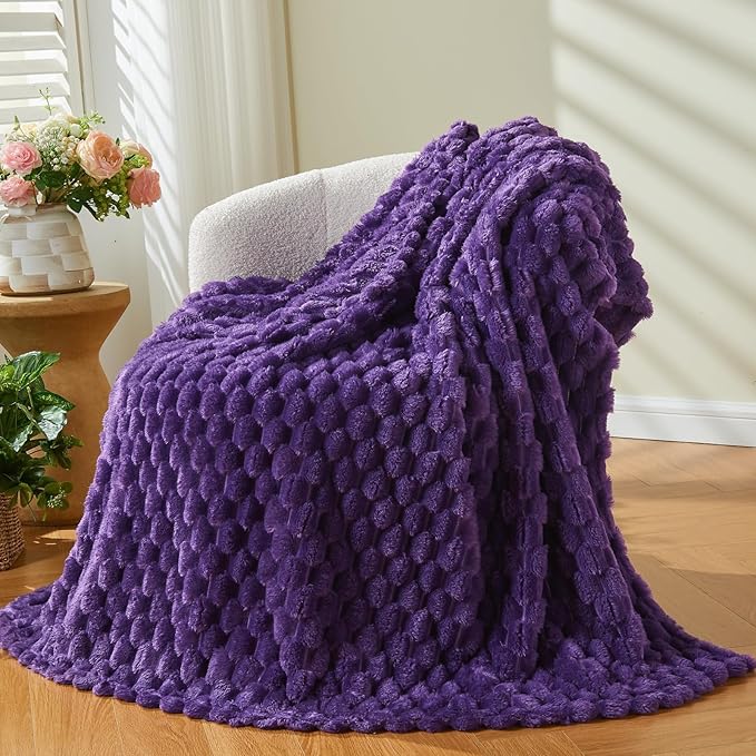 NEWCOSPLAY Super Soft King Blanket Purple Premium Silky Flannel Fleece 3D Clouds Stylish Jacquard Lightweight Bed Blanket All Season Use 350GSM (Purple, King(90"x110"))