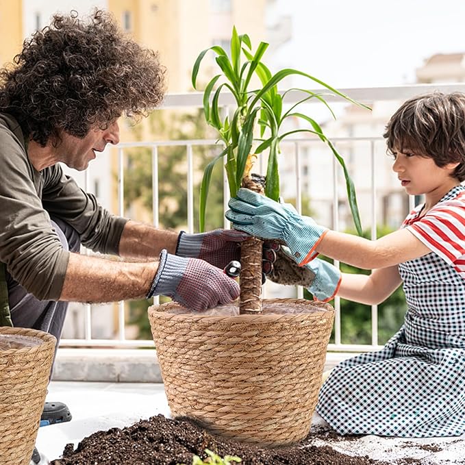4 Pcs Large Premium Seagrass Planter Basket with Plastic Lining Natural Stylish Planter Baskets Indoor Outdoor Plants Woven Wicker Baskets for Plants Flower Pots Cover and Room Decor(10.2x7.5x7.5")