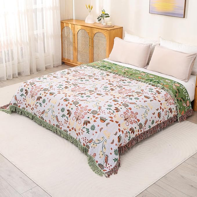 Boho Ultra Soft Throw Blanket 60''x80',100% Cotton Blankets for Couch Bed,Squirrel Farmhouse Home Decor Bed Blankets, All Season Rustic Reversible Bohemian Lightweight Throw for Bed -Light Green ﻿