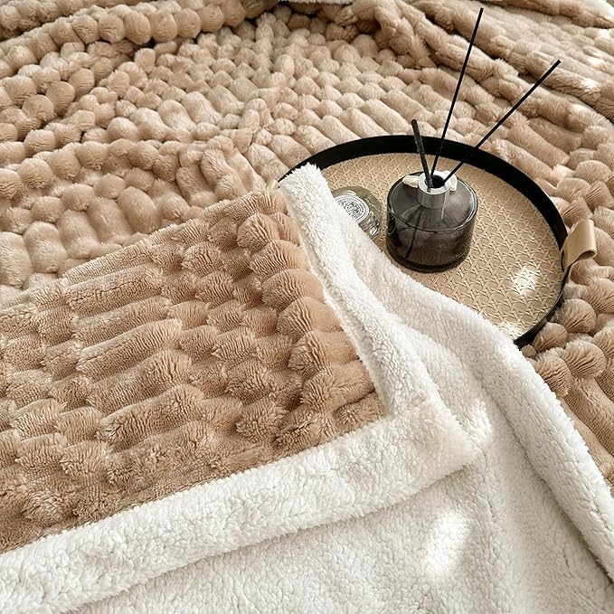 UKELER Sherpa Throw Blanket 60 × 80 inch, 470 GSM Striped Sherpa Fleece Blanket for All Season, Warm and Cozy Blankets for Couch Sofa Bed Office Camping, Camel