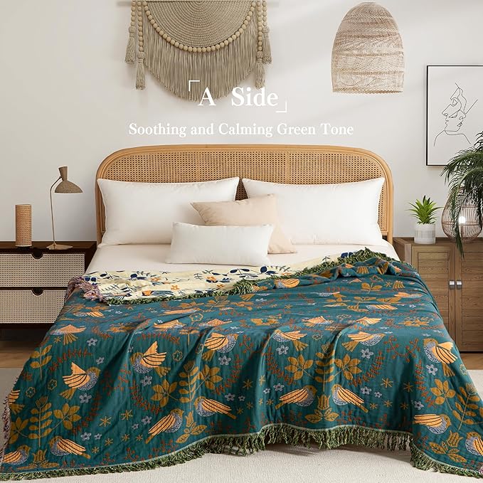 Boho Throw Blanket Twin Size, Soft Cozy Cotton Muslin Quilt Blanket for Bed Decor, Bird Patterned Couch Sofa Chair Cover, Vintage Farmhouse Cottage Tapestry Woven Blanket, Green&Beige