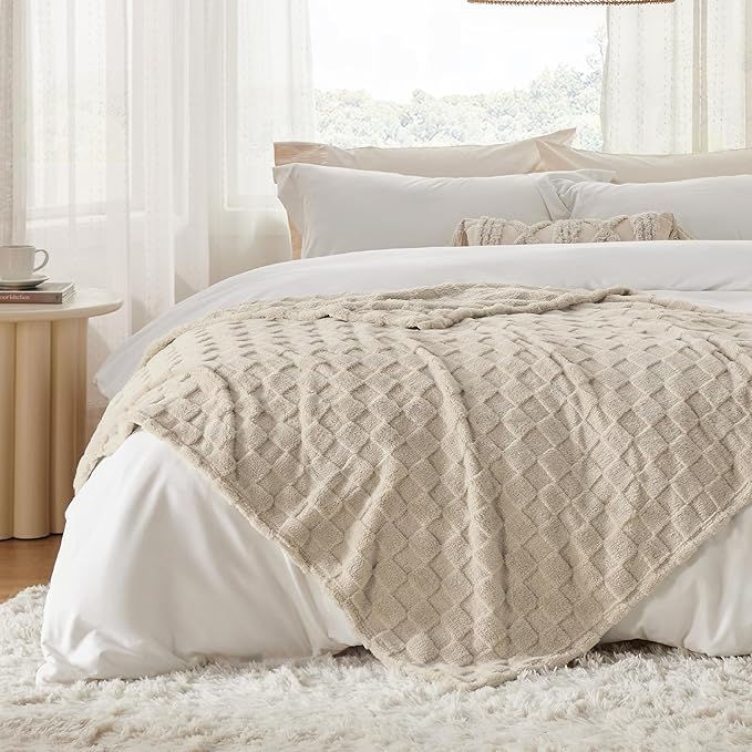 Bedsure GentleSoft Twin Blanket for Bed Light Brown - Super Soft Cozy Blankets for Women Men Girls, Cute Fuzzy Fleece Throws for Bedroom Couch, 60x80 Inches