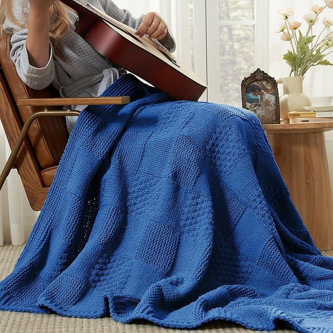Amélie Home Chenille Knit Throw Blanket for Couch, Checkered Texture Decorative Soft Blanket for Sofa, Bed & Living Room, 50"x60", Blue