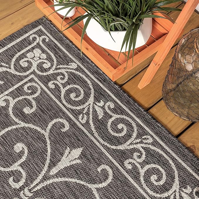 JONATHAN Y Vintage Filigree Indoor Outdoor Area Rug 8X10 Black/Gray, Charleston Textured Weave for Backyard, Patio, Porch, Easy-Cleaning, High Traffic, Pet-Friendly, Non-Shedding (SMB106G-8)
