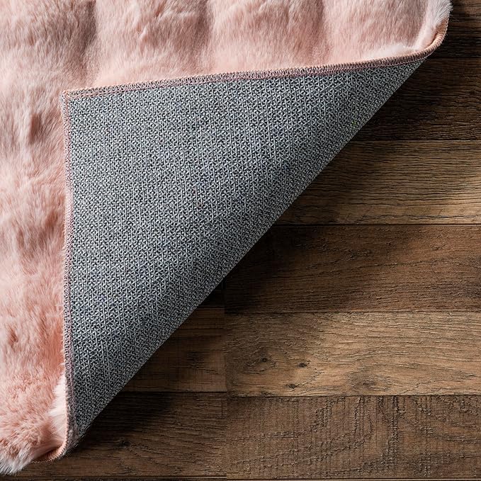 nuLOOM 3'9' x 6' Cozy Plush Area Rug, Machine Washable, Non-Slip, Soft Fluffy Shag Carpet for Living Room Bedroom Kids Room Nursery Home Decor, Jeni Blush