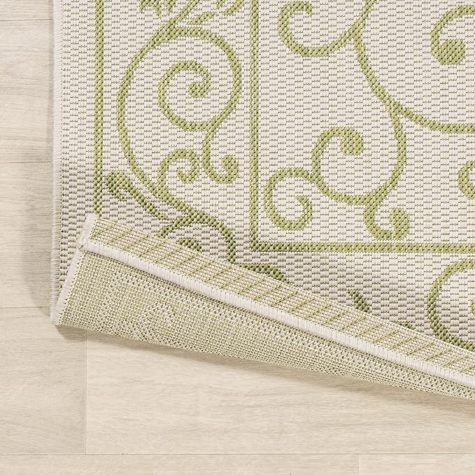 JONATHAN Y Vintage Filigree Indoor Outdoor Area Rug 4X6 Cream/Green, Charleston Textured Weave for Backyard, Patio, Porch, Easy-Cleaning, High Traffic, Pet-Friendly, Non-Shedding (SMB106I-4)