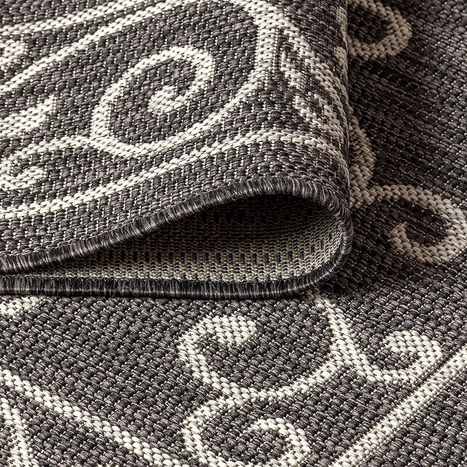 JONATHAN Y Vintage Filigree Indoor Outdoor Area Rug 10X14 Black/Gray, Charleston Textured Weave for Backyard, Patio, Porch, Easy-Cleaning, High Traffic, Pet-Friendly, Non-Shedding (SMB106G-14)